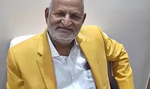 Maha minister, brother sentenced to two-year prison for fraudulently taking flats under CM quota (Lead)