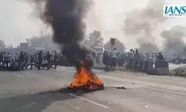 Villagers block Delhi-Kolkata National Highway, burn tyres after teens murder in Bihar