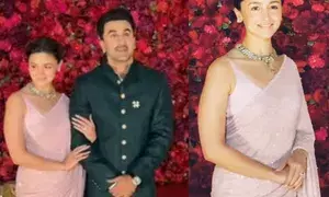 Ranbir-Alia and the Kapoor clan add sparkle to Aadar Jains wedding