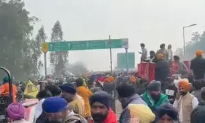 Union ministers Chouhan, Joshi to lead fresh round of talks with protesting farmers in Chandigarh today (Ld)