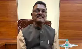 Maha minister slams K’taka govt after attack on ST bus