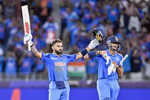 Cometh the hour, cometh the king: Cricketing legends laud Kohlis 51st century vs Pakistan