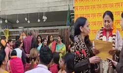 Stream of visitors at Delhi CM Rekha Guptas Shalimar Bagh residence