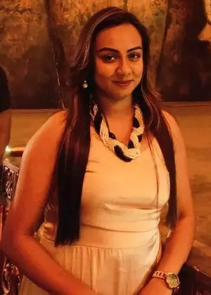 Bengal dancer dies in accident while escaping drunk youths; mother, opposition flay police (Lead) Bengal dancer dies in accident while escaping drunk youths; mother, opposition flay police (Lead)