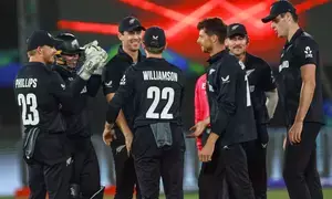 Champions Trophy: New Zealand elect to bowl first in must-win game for Bangladesh Champions Trophy: New Zealand elect to bowl first in must-win game for Bangladesh