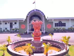 Chhattisgarh Assembly pays tribute to Dr. Manmohan Singh Chhattisgarh Assembly pays tribute to Dr. Manmohan Singh