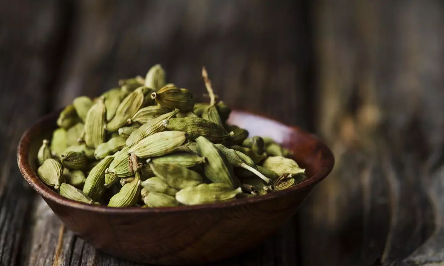 Secret to good health: Unique benefits of chewing cardamom every night before sleeping