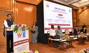 Government committed to holistic development of tribal areas: CM Fadnavis