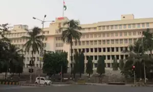 Maharashtra govt transfers 7 bureaucrats