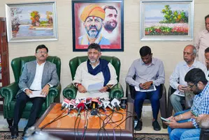 Am Congressman by birth: Shivakumar dismisses reports of his getting close to BJP Am Congressman by birth: Shivakumar dismisses reports of his getting close to BJP