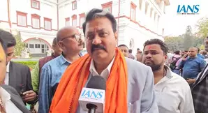 Bihar cabinet expanded, new ministers vow to speed development (Lead)