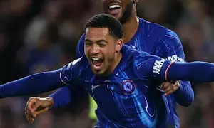 Premier League: Chelsea back into top four, Palace thrash Villa