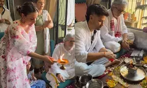 Soha shares glimpse of puja with Kunal,Inaaya on Herath Poshte: ‘Love, peace and prayer’ Soha shares glimpse of puja with Kunal,Inaaya on Herath Poshte: ‘Love, peace and prayer’