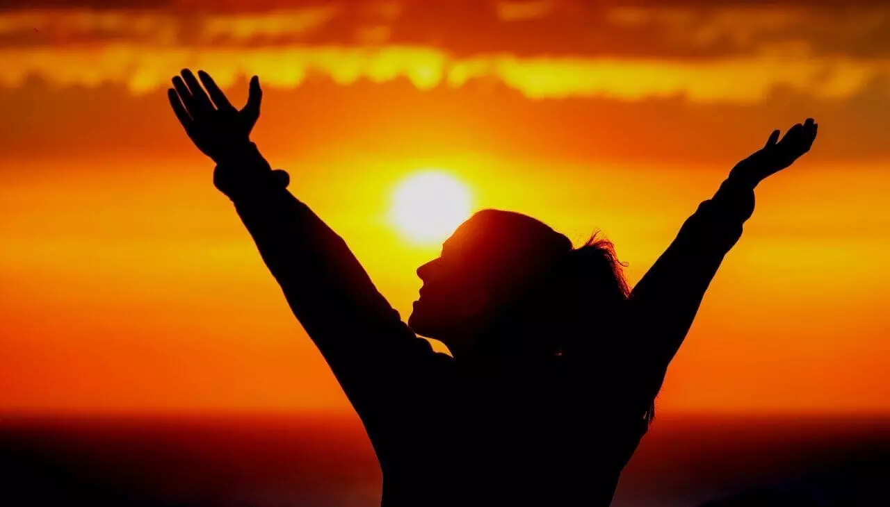 How to make a stress-free life? Follow these simple tips to get physical and mental peace