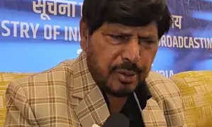 Are they Hindus: Athawale to Rahul, Thackeray for skipping Maha Kumbh