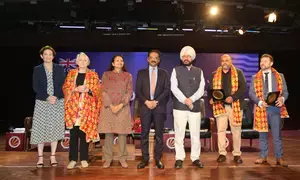 Britain launches ‘Visa Fraud Ton Bacho’ campaign