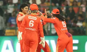 WPL 2025: Super bowling helps Gujarat Giants restrict RCB for sub-par 125/7