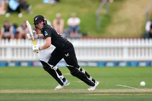 Lauren Down replaces Bella James for Sri Lanka ODIs Lauren Down replaces Bella James for Sri Lanka ODIs