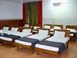 Eastern Railway suspends retiring room & dormitory services at Howrah station