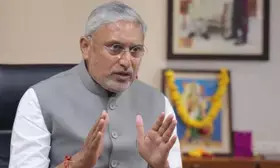 Gujarat Minister reviews road projects in Botad, over 2,900 roads inspected