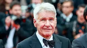 Harrison Ford forced to take an exit from presenting at Academy Awards Harrison Ford forced to take an exit from presenting at Academy Awards