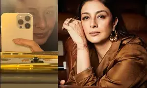 Tabu is all smiles as she aces her selfie game