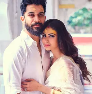 Mouni Roy reveals the reason behind missing her husband Mouni Roy reveals the reason behind missing her husband