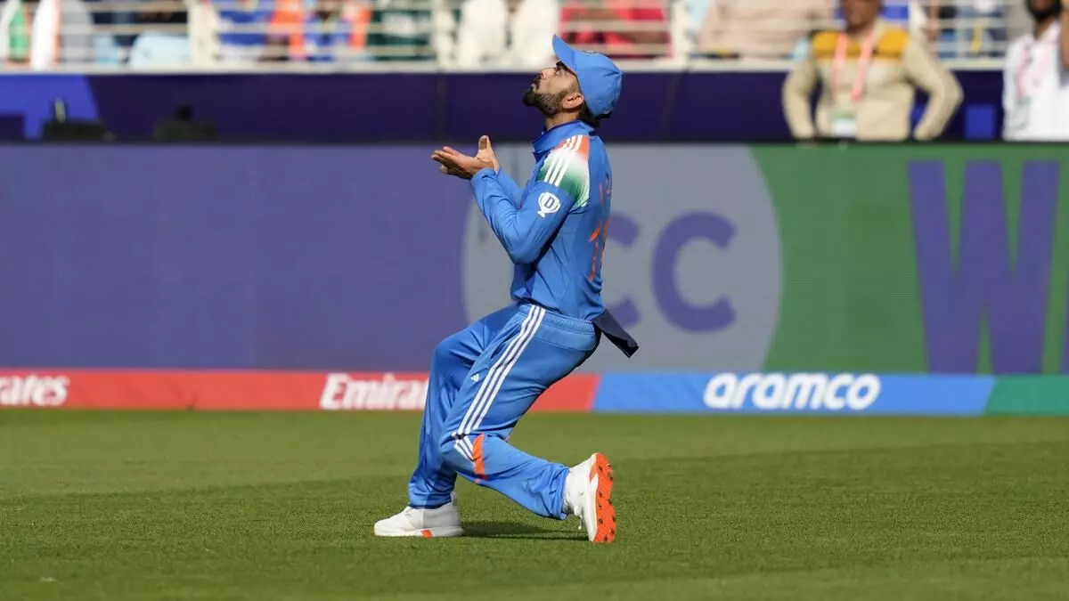Virat Kohli breaks Ricky Pontings record, becomes the second-highest catcher in ODIs Virat Kohli breaks Ricky Pontings record, becomes the second-highest catcher in ODIs