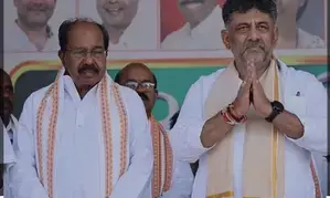 Didnt say CM Siddaramaiah should be replaced, clarifies Veerappa Moily