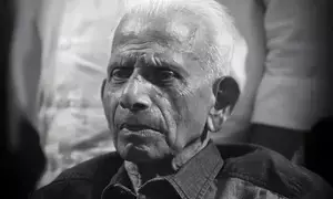 Tendulkar pays respect to Shivalkar, says ‘His smooth action and rhythm were a treat to watch’