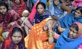 Top railway official faces action for New Delhi railway station stampede