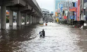 Severe flooding in Jakarta, surrounding cities after heavy rain Severe flooding in Jakarta, surrounding cities after heavy rain