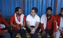 Rahul Gandhi interacts with coolies at NDLS, pledges to fight for their rights