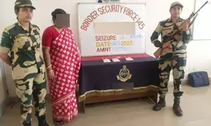 Bengal: BSF nabs Bangladeshi woman with 24 carat gold bangles