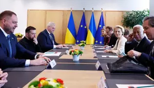 EU leaders hold emergency summit on Ukraine aid & own security as US support wanes EU leaders hold emergency summit on Ukraine aid & own security as US support wanes