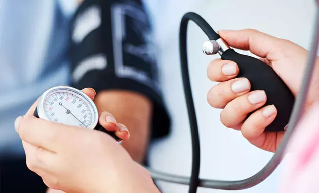 Irregular lifestyle and wrong eating habits can increase blood pressure, know ways to prevent it Irregular lifestyle and wrong eating habits can increase blood pressure, know ways to prevent it