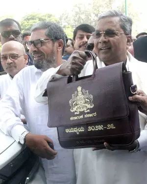 Siddaramaiah announces Rs 10 crore Maoists rehabilitation package