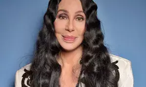 Cher dons Elvis Presley’s avatar for performance, Alicia Keys honors Roberta Flack at Love Rocks concert