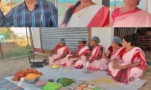 Tribal women in Jharkhand empower themselves by producing herbal gulal