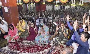 Former Raj CM Vasundhara Raje performs Shatru Vinashak Yagna on her birthday