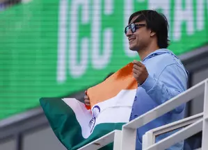 Champions Trophy: Stars turn up in Dubai to enjoy Ind-NZ final