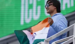 Champions Trophy: Stars turn up in Dubai to enjoy Ind-NZ final Champions Trophy: Stars turn up in Dubai to enjoy Ind-NZ final