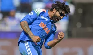 Champions Trophy: Kohli hugs Jadeja after spell, fans speculate all-rounder’s retirement Champions Trophy: Kohli hugs Jadeja after spell, fans speculate all-rounder’s retirement