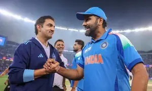 Champions Trophy: Players to fly back home separately, Gambhir to arrive on Monday evening Champions Trophy: Players to fly back home separately, Gambhir to arrive on Monday evening