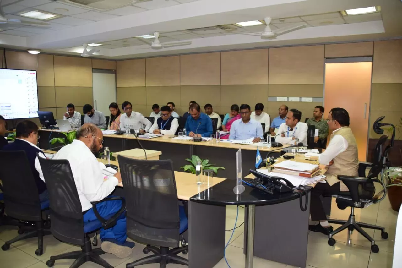Bihar Energy Secretary Reviews Revenue Collection and Smart Meter Implementation Bihar Energy Secretary Reviews Revenue Collection and Smart Meter Implementation