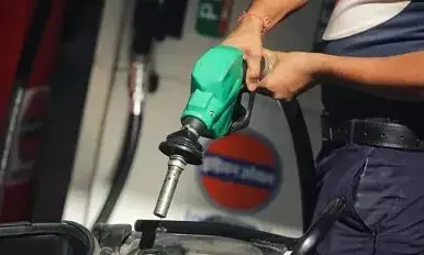 Petrol and diesel prices remain unchanged nationwide, Let’s know the rates on March 13, 2025