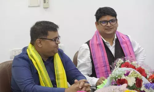 Professor Darshan Pandey Takes Charge as Principal of Rajdhani Mahavidyalaya