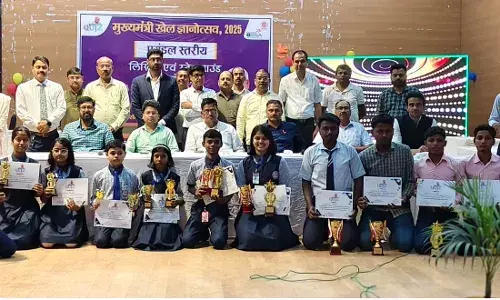 Jawahar Navodaya Vidyalaya Duo Triumphs at Darbhanga’s Mukhyamantri Khel Gyanotsav 2025
