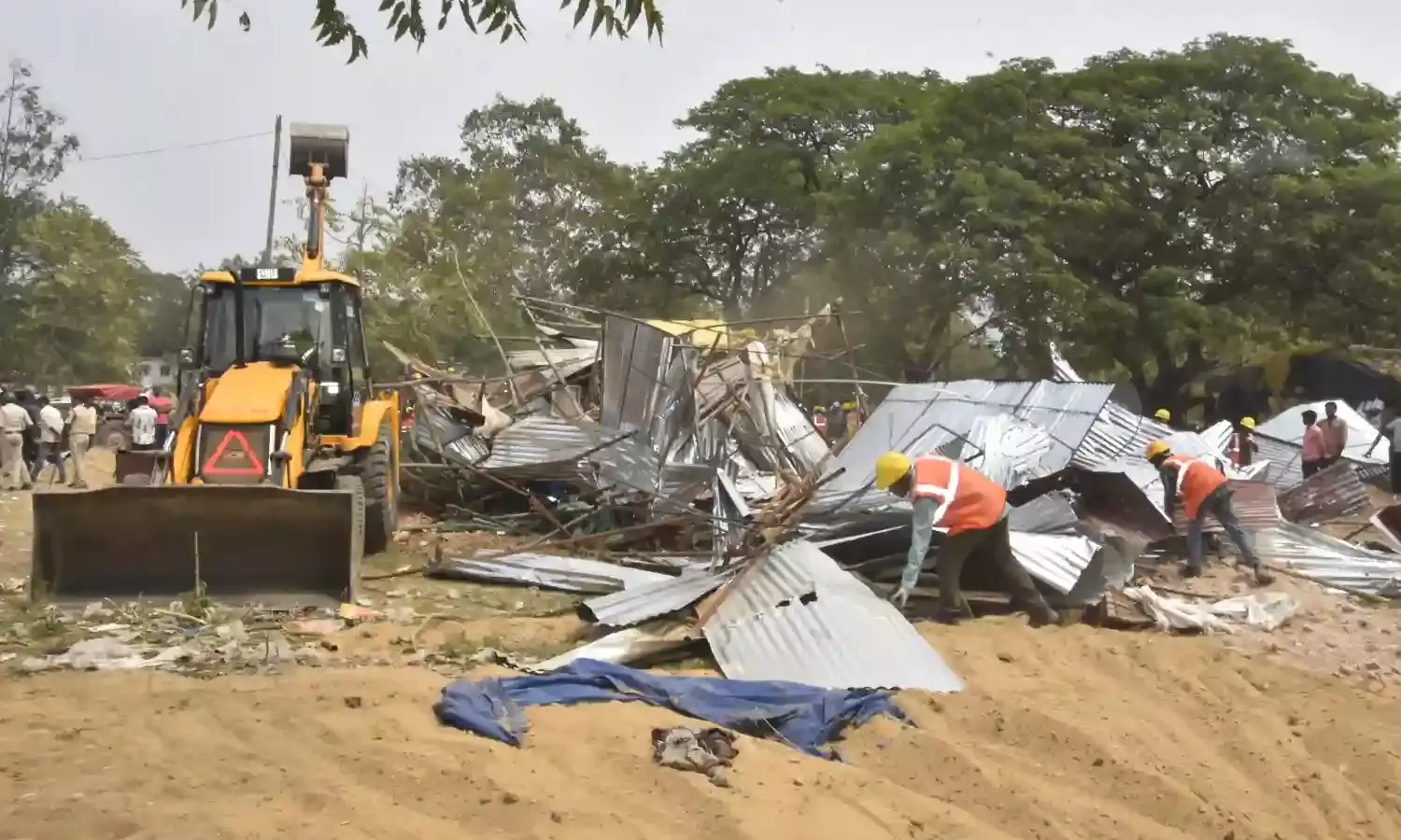District Administration and Municipal Corporation Take Action to Remove Illegal Encroachments District Administration and Municipal Corporation Take Action to Remove Illegal Encroachments