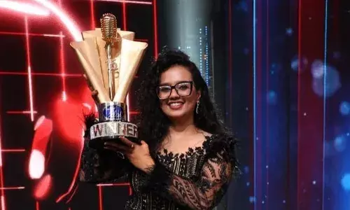 Mansi Ghosh crowned winner of Indian Idol Season 15